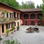 Κατάλυμα σε φάρμα Cascina Sant'eufemia Sinio