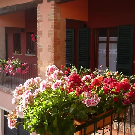 Cascina Sant'eufemia Farmház Sinio