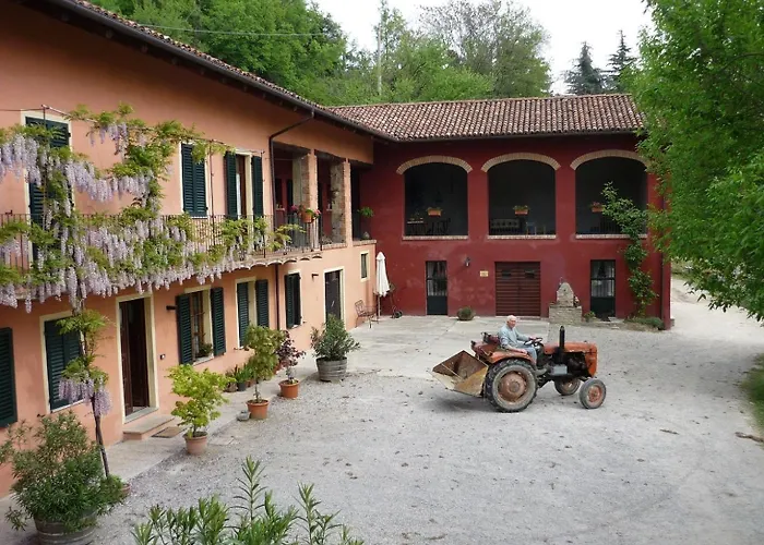 ファームステイ Cascina Sant'eufemia シーニオ